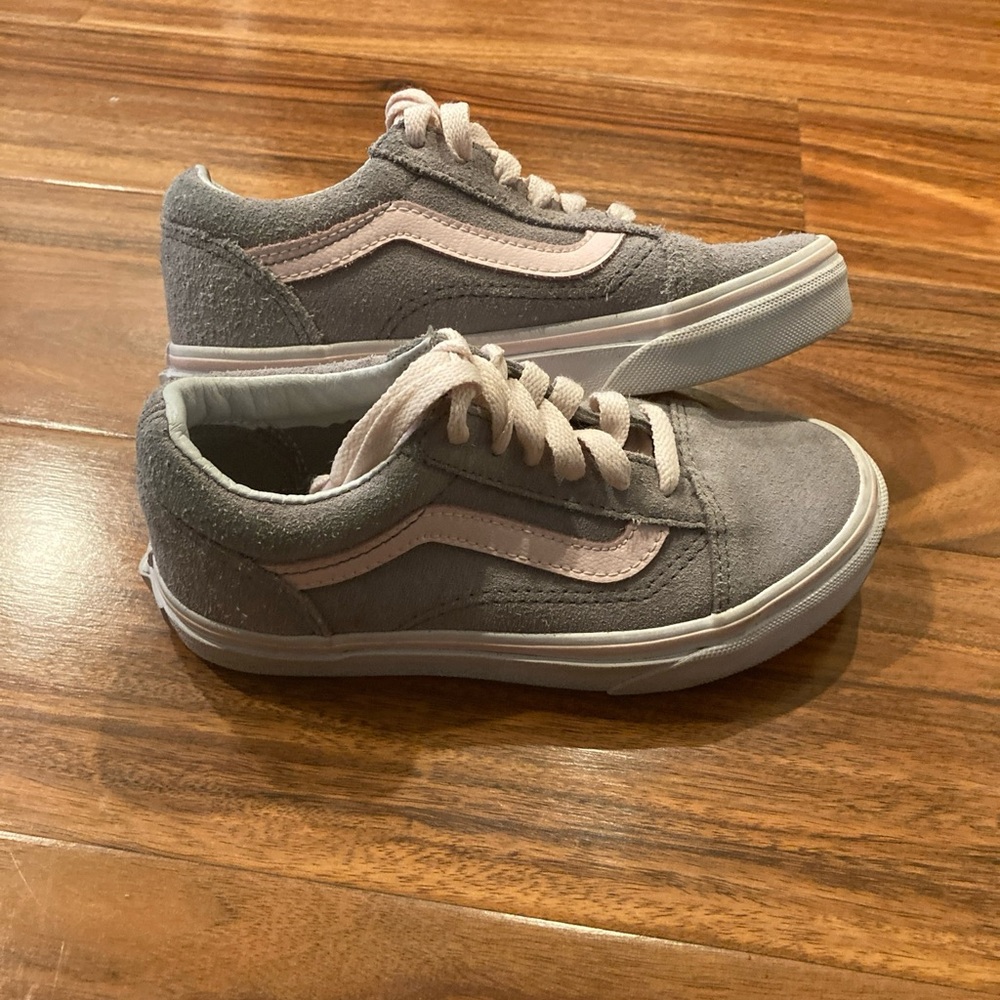 Youth Vans Old Skool US 13Girls  Suede/gray,pink & White Low Sneaker